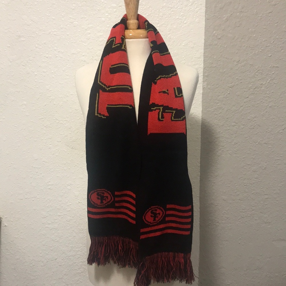 Faithful 49ers club scarf